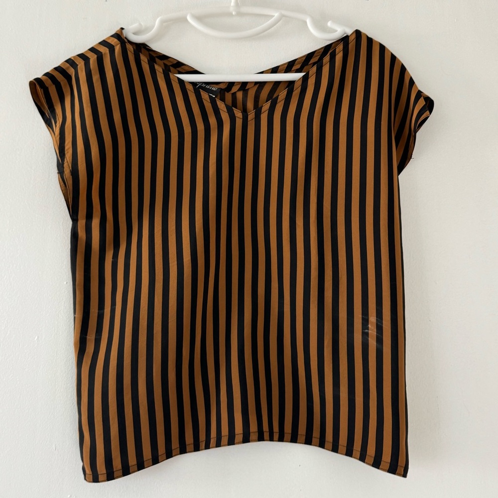 Vintage Josephine blouse, silk with shoulder pads.